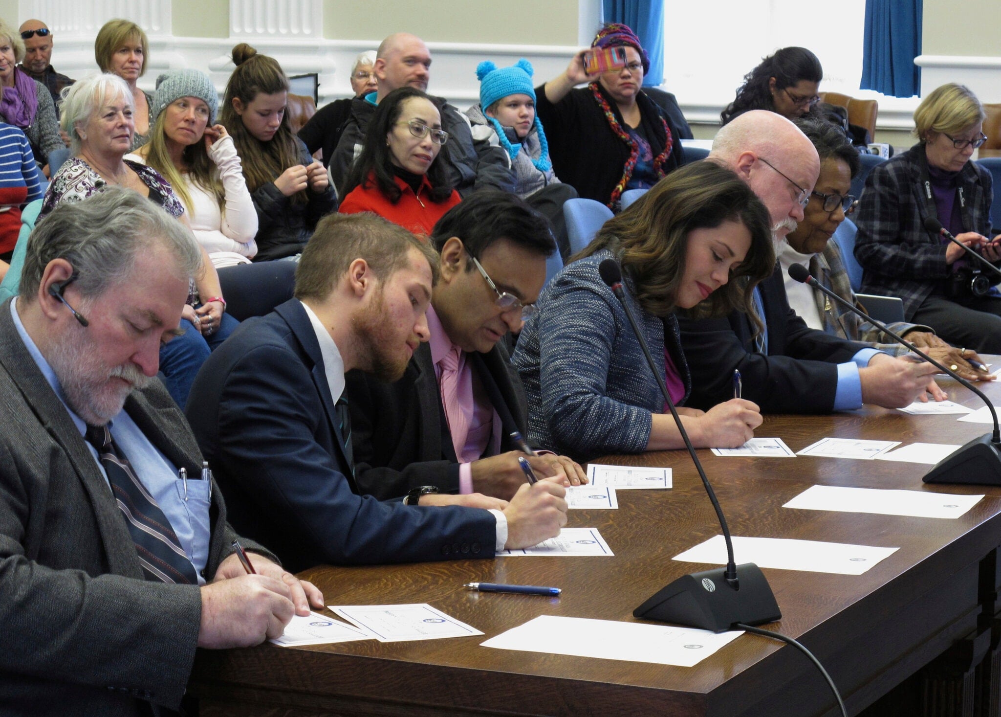 އެމެރިކާގެ ރިޔާސީ އިންތިޚާބު؛ އިލެކްޓޯރަލް ކޮލެޖު ވޯޓަކީ ކޮބާ؟