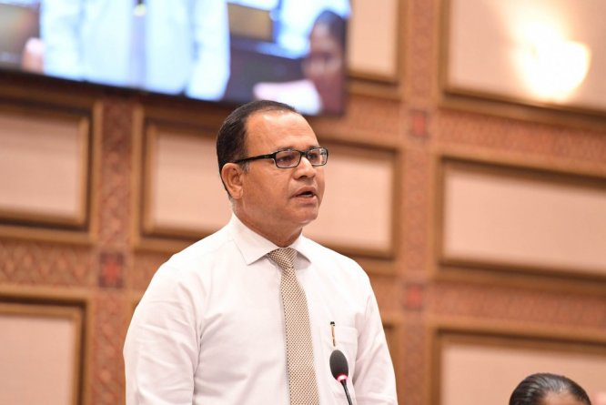 ފަނޑިޔާރު ޝަކީލް ހައިކޯޓަށް އައްޔަންކުރި މައްސަލަ މަޖިލީހަށް!