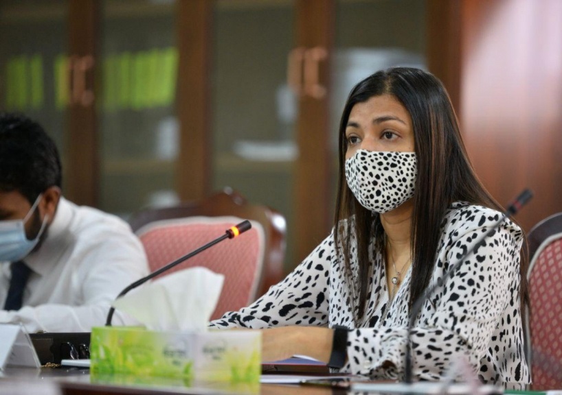 މެޖޯރިޓީދިނީ މެނިފެސްޓޯ ތަންފީޒުކުރަން؛ އިދިކޮޅު ޕާޓީހެދިގެން ޖެއްސުން ކުރާކަށްނޫން - ރޮޒޭ