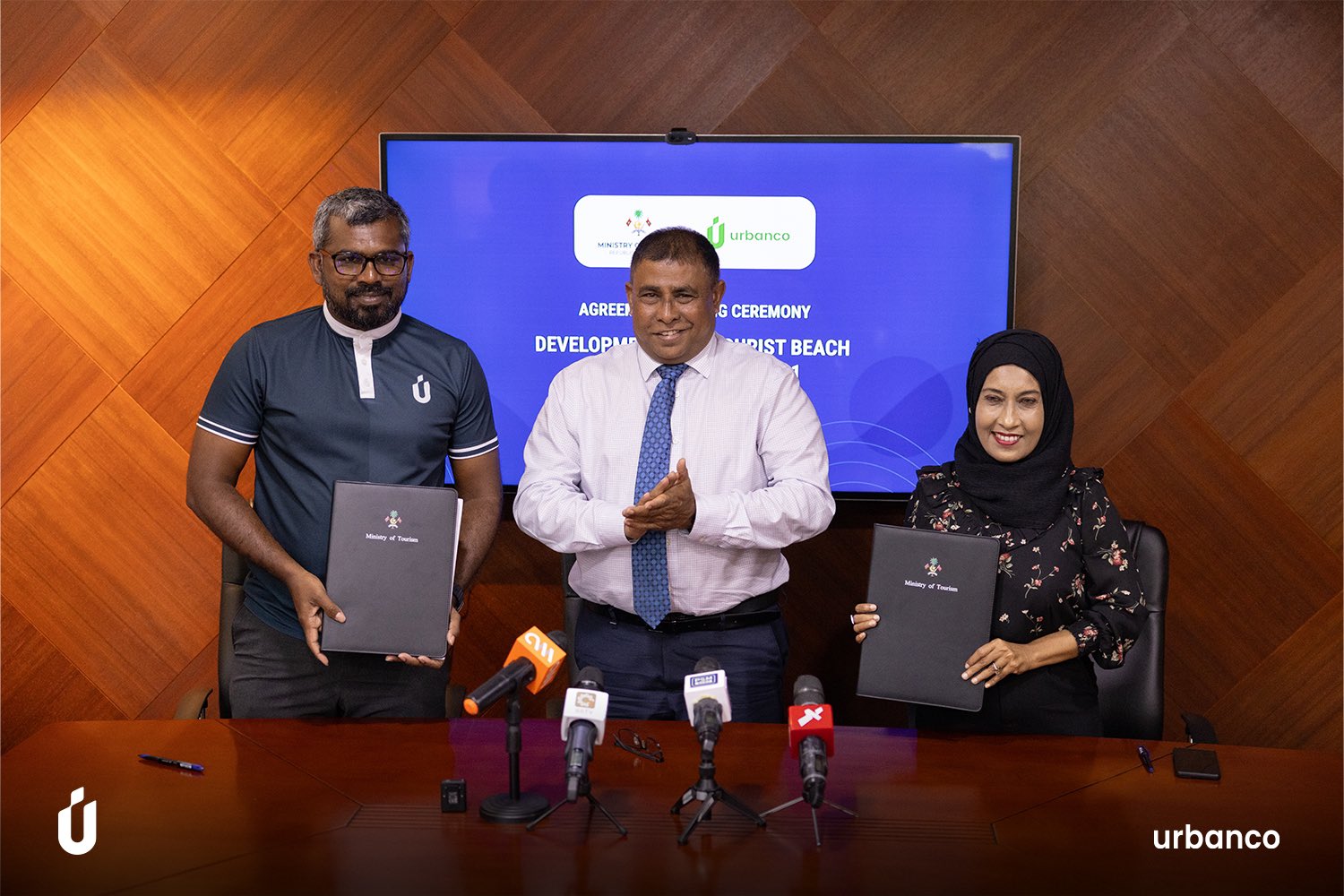 ހުޅުމާލޭގައި ޓޫރިސްޓް ބީޗެއް ހަދަނީ