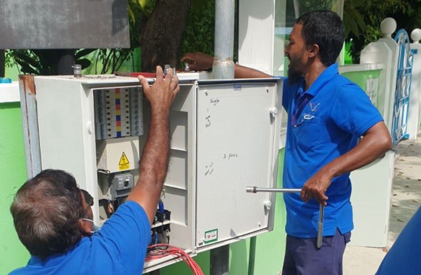 ކަރަންޓު މަސައްކަތްކުރާ މީހުންގެ އައު ދަފްތަރެއް އެކުލަވާލަނީ