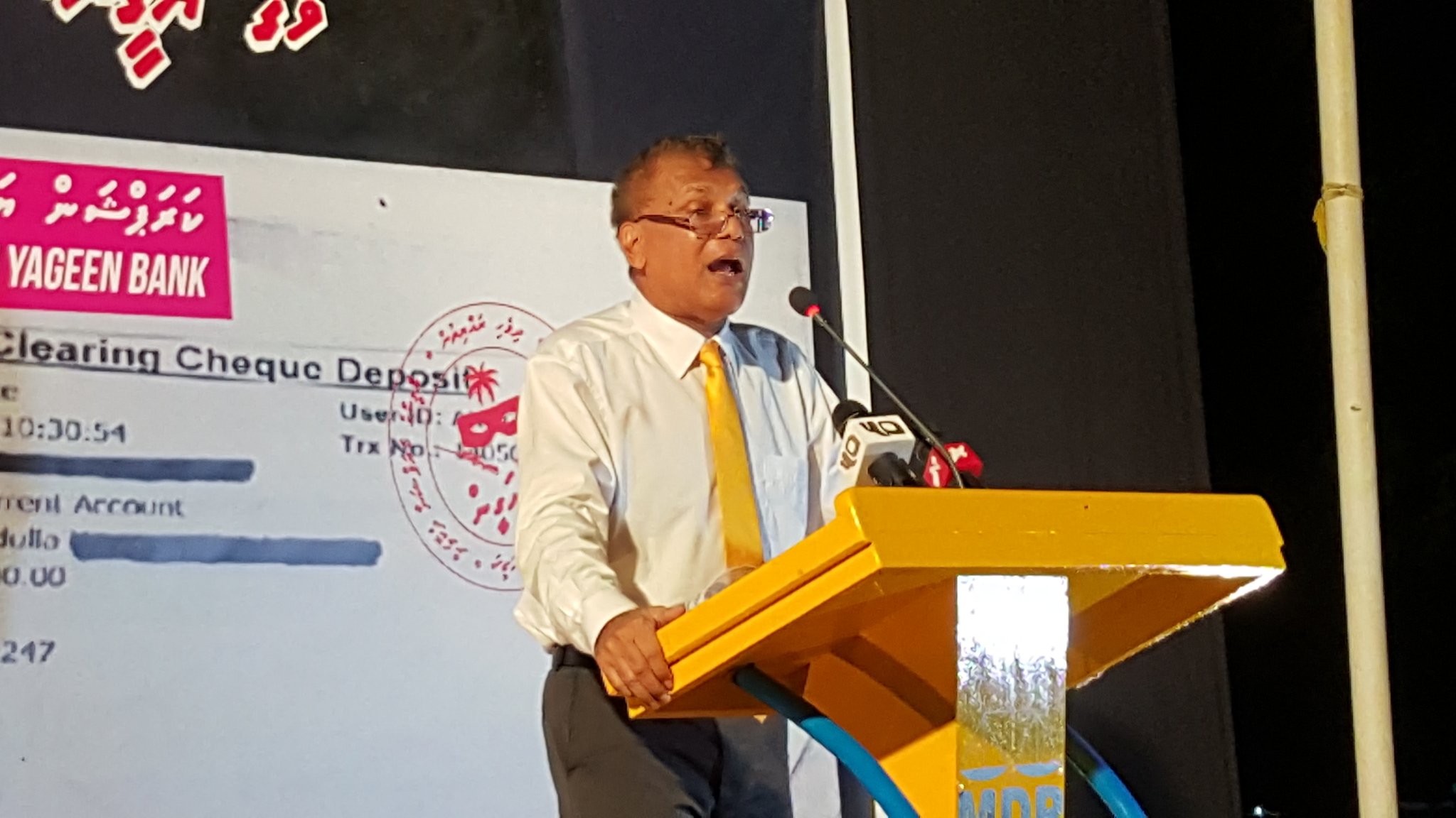 އޮތީ ދެގޮތެއް، އެއީ ހަރުކަށި ފިކުރުގެ މުޢިއްޒުތޯ ނުވަތަ އޯގާތެރި ރައީސް ޞާލިޙުތޯ ނިންމުން: އައްޑޫ ޝަރީފް