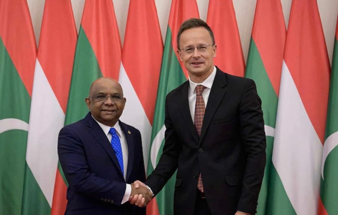 އެމްޑީޕީގެ ރައީސް ޝާހިދު ހަންގޭރީގެ ޚާރިޖީ ވަޒީރާއި ބައްދަލު ކުރަށްވައިފި