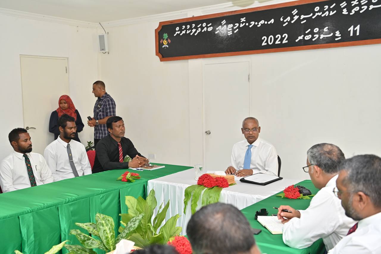 ރައީސް ފަރެސްމާތޮޑާ ކައުންސިލާއި އ.ތ.މ ކޮމެޓީއާއި ބައްދަލުކުރަށްވައިފި