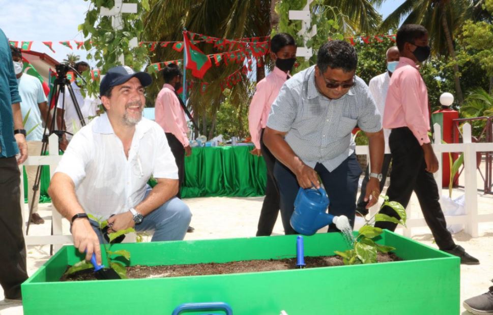 އެގްރޯ ގާޑްންގެ ފުރަތަމަ މަޝްރޫޢު ކަނޑޫދޫ ސްކޫލްގައި އިފްތިތާޙުކޮށްފި