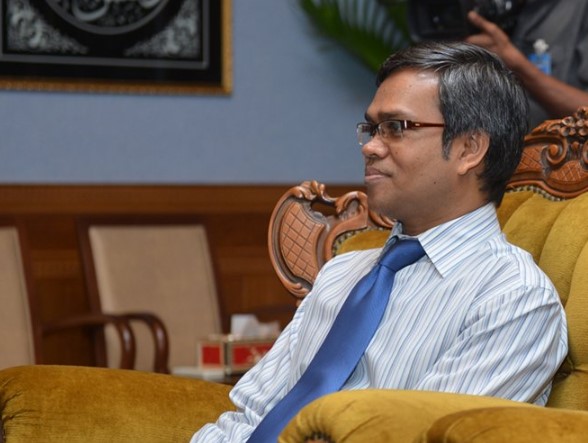 ކުރީގެ ގަވަރުނަރު ޑރ. ފަޒީލްވެސް މަޖިލީހަށް