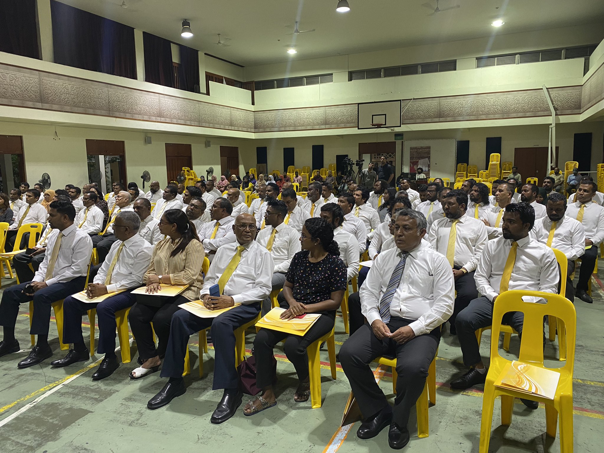 އެމްޑީޕީގެ އިންތިޚާބާބެހޭ ކޮމެޓީ ހޮވައިފި: ނަޝީދު ފެކްޝަނުން ވޯޓުގައި ބައިވެރިނުވޭ