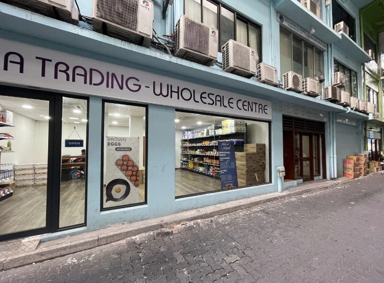 ވިލާ ޓްރޭޑިންގްއިން އެތެރެކޮށް ވިއްކާ ތަކެތި ރާއްޖޭގެ ހޯލްސޭލް މާކެޓުގައި ފުޅާ ދާއިރާއެއްގައި