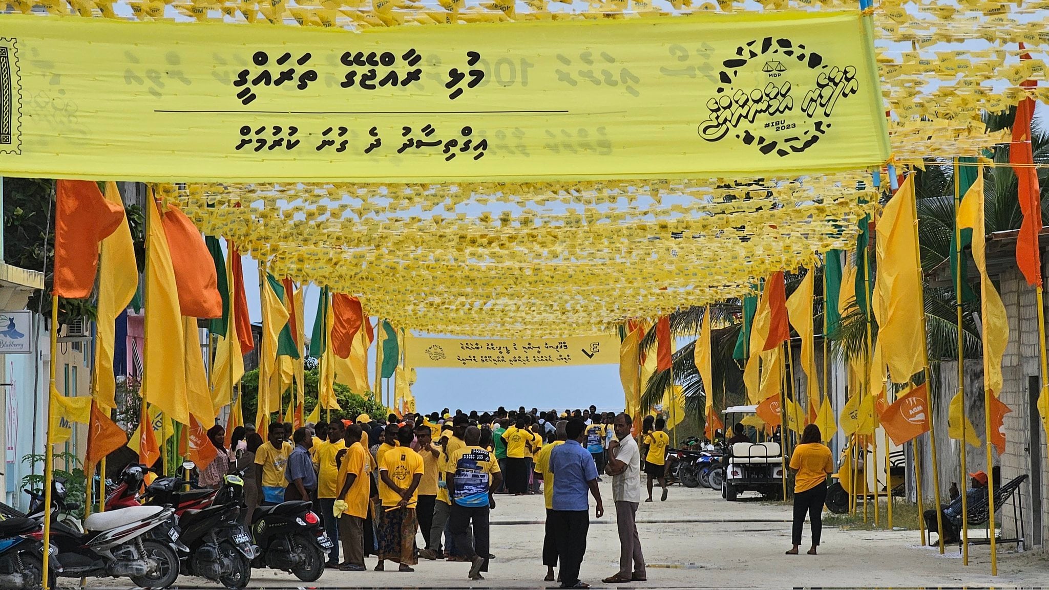 މުއިއްޒުއާއި ރައީސް ސާލިހުވެސް ނައިފަރުގައި!