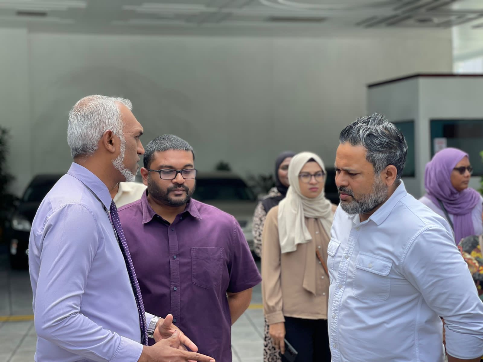 މުއިއްޒުގެ ކެންޑިޑެސީ ފޯމު މާދަމާ ހުށަހަޅަނީ