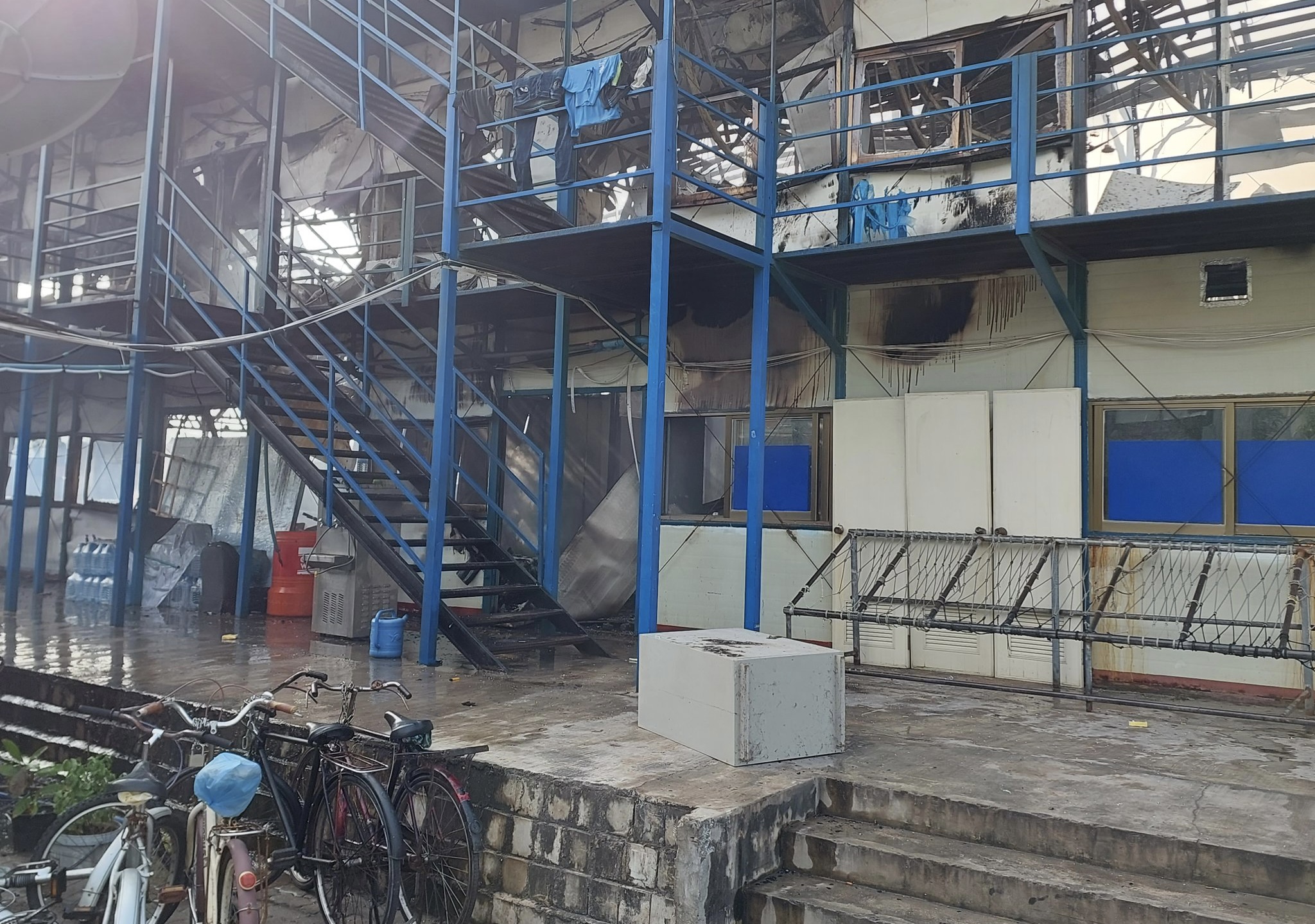 އެކޮމޮޑޭޝަން ބްލޮކްގައި ދިރިއުޅެމުންދިޔަ 166 ސްޓާފުން ވަގުތީ ހިޔާތަކަށް ބަދަލުކޮށްފި: އެންޑީއެމްއޭ