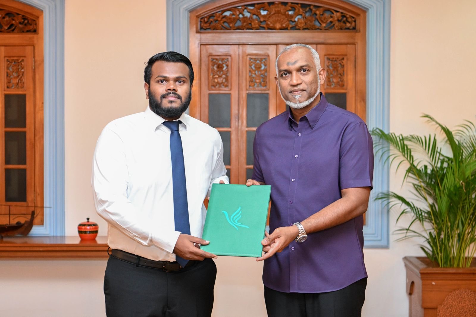 ތިނަދޫ ދެކުނު ދާއިރާގެ އިންތިޚާބީ މެމްބަރު ޕީއެންސީއަށް