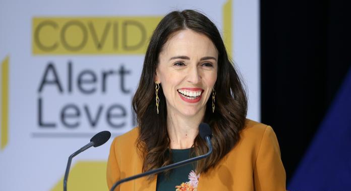 ނިއުޒިލޭންޑުގައި ކޮވިޑުން ރައްކާތެރިވުމަށް އަޅާފައިވާ ހަރުކަށި ފިޔަވަޅުތައް އުވާލައިފި