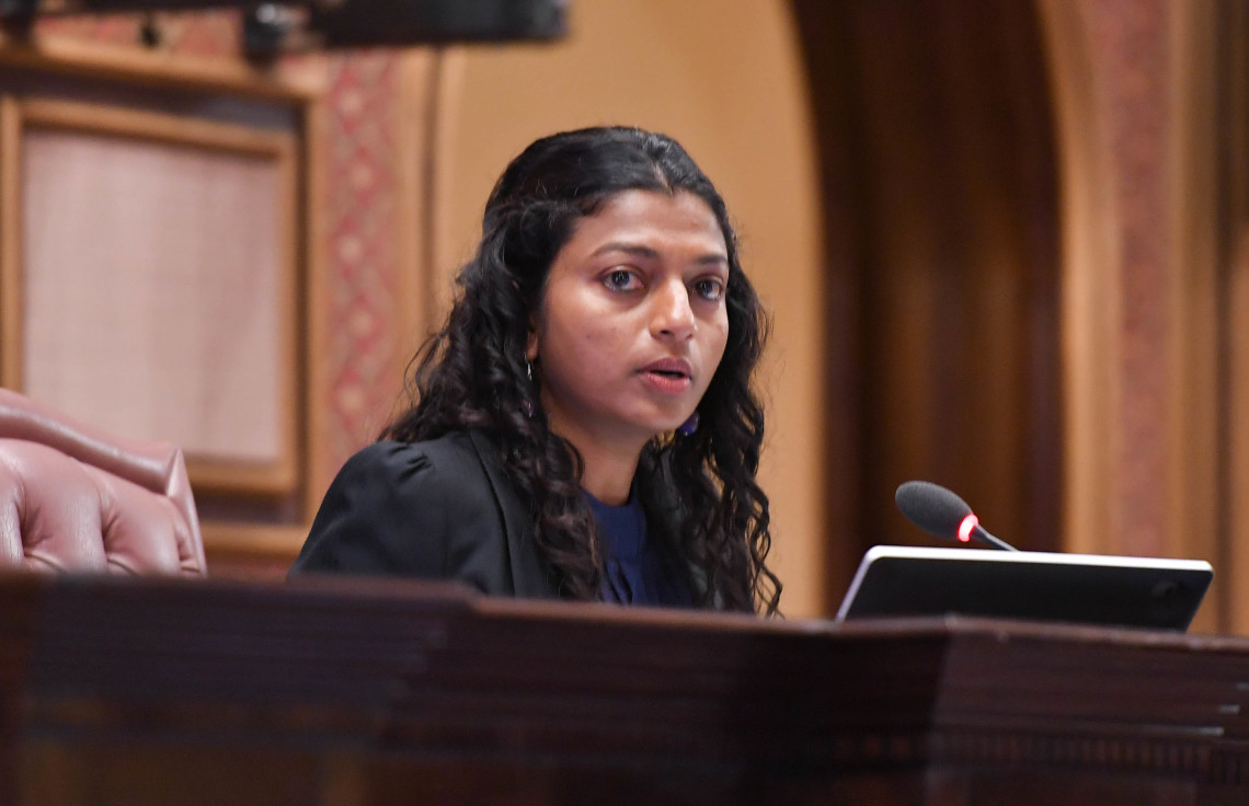 މަގާމު ދިފާއުކުރަން ސިޔާސީ ކަސްތޮޅެއްގައި ނުހުންނާނަން; އިސްތިއުފާއެއް ނުދޭނަން: އީވާ