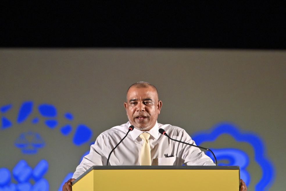 ދޮންބިލެއް ޕީޕީއެމް މެންބަރުންނަށް: ހިޔާނާތަށް ވޯޓު ލަންޏާ ލާންވާނީ ފިސާރި ރަނގަޅަށް ހިޔާނާތްވާ މީހަކަށް