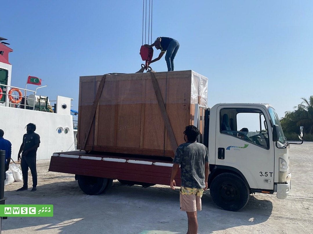 އޮޅުވެލިފުށީ ފެނާއި ނަރުދަމާ: އާރުއޯ ޕްލާންޓާއި ބޯހޯލް ޕަމްޕުތައް ރަށަށް