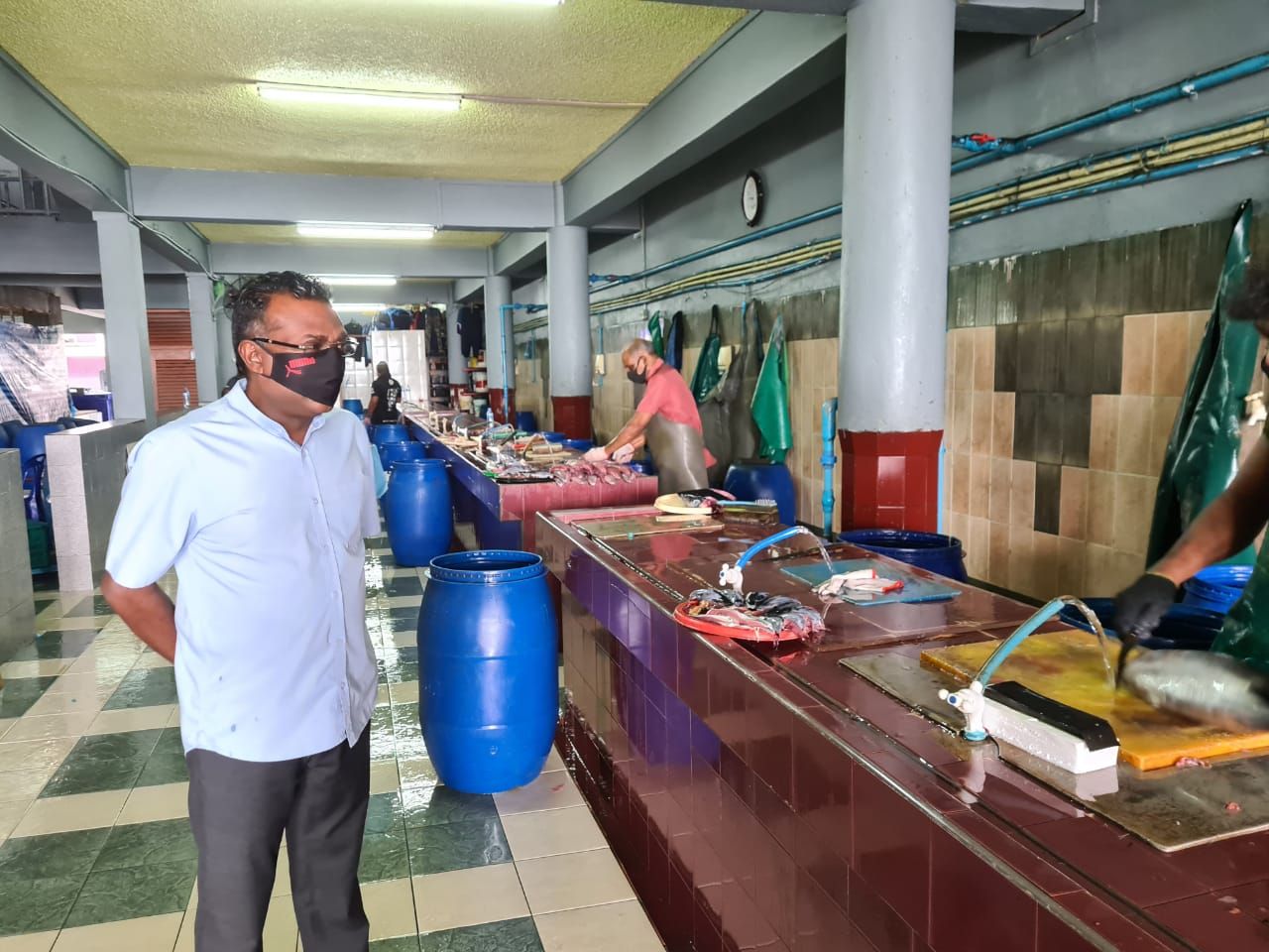 ލޯކަލް މާރުކޭޓް ހުރިތަނުގައި ފަސްތަރީގެ ޒަމާނީ މަސްމާރުކޭޓެއް އިމާރަތްކުރަންޖެހޭ: ޖާބިރު