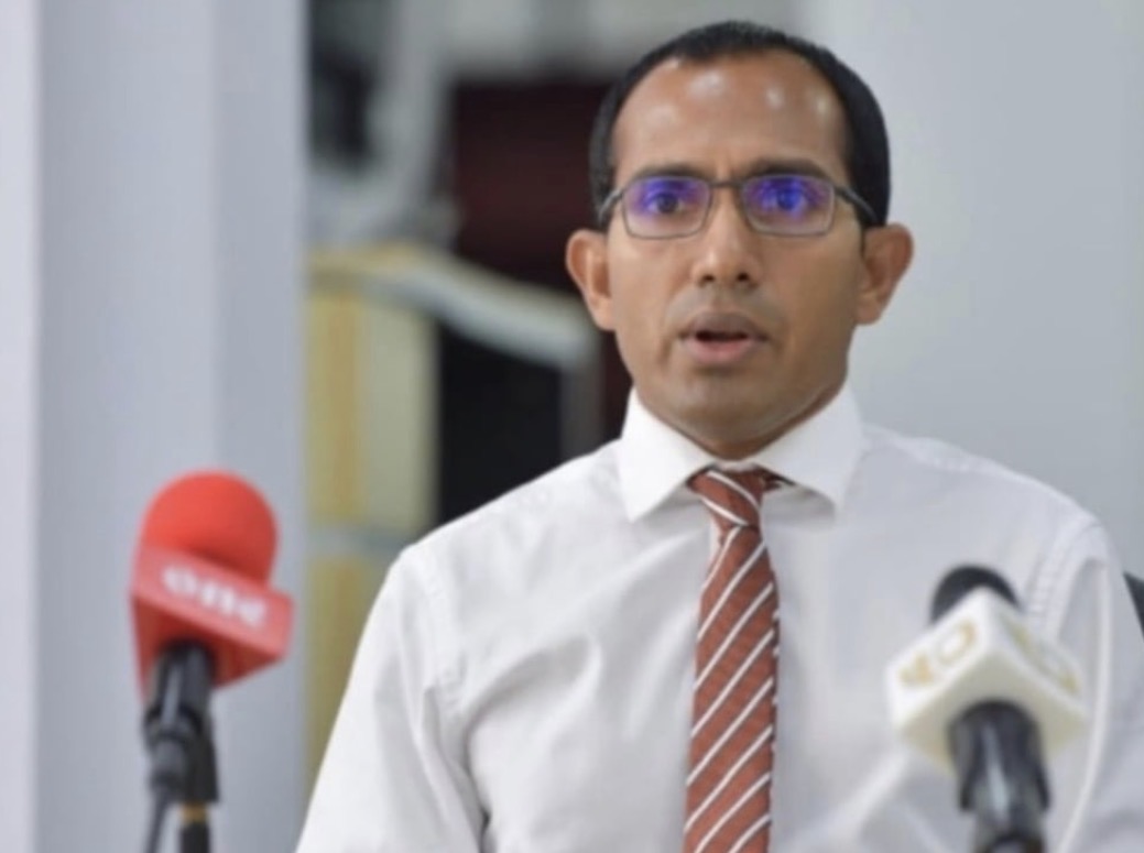 ލޯނު ދެއްކުމުގެ ނަމުގައި ގައުމުގެ ހަރުމުދާ ވިއްކާކަމުގެ ތުހުމަތު މަލީހް ކުރައްވައިފި