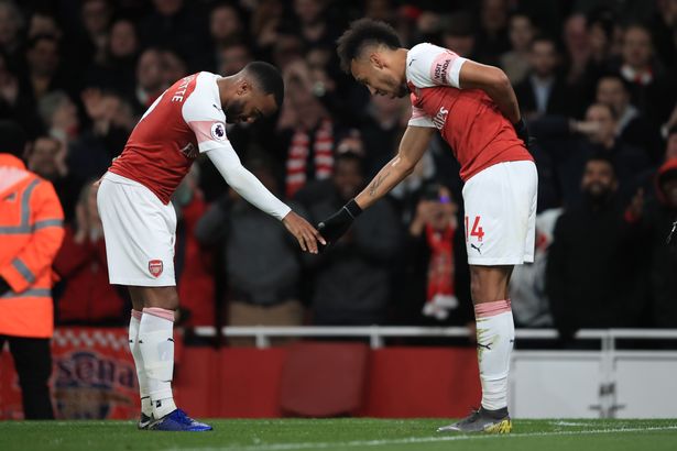 އޮބާމަޔަން ބާސެލޯނާއަށް