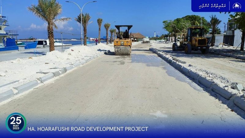 ހޯރަފުށީ މަގުހެދުން: މިހާރު ކުރިއަށްދަނީ ޕޭވްމެންޓް އެޅުމުގެ މަސައްކަތް