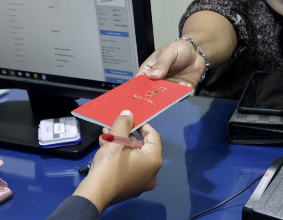 ކޮންމެ އަތޮޅަކުން ވެސް ޕާސްޕޯޓް ހެއްދޭގޮތަށް ހަމަޖެއްސުމަށް ރައީސް ނިންމަވައިފި