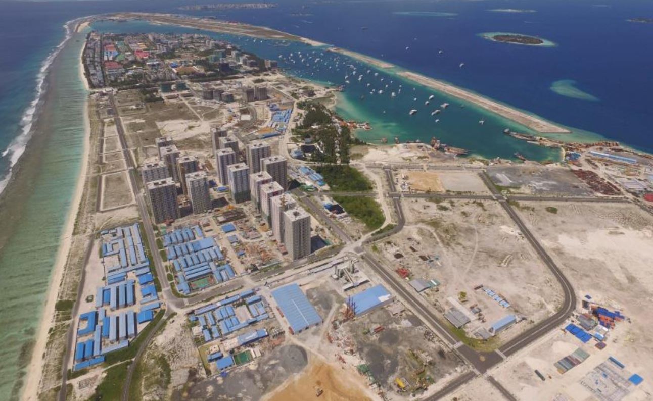 ހުޅުމާލެ ދެވަނަ ފިޔަވައްސާއި ދިމާ ކަނޑުމަތިން މަރުވެފައި އޮތް މީހެއްގެ ހަށިގަނޑު ފެނިއްޖެ