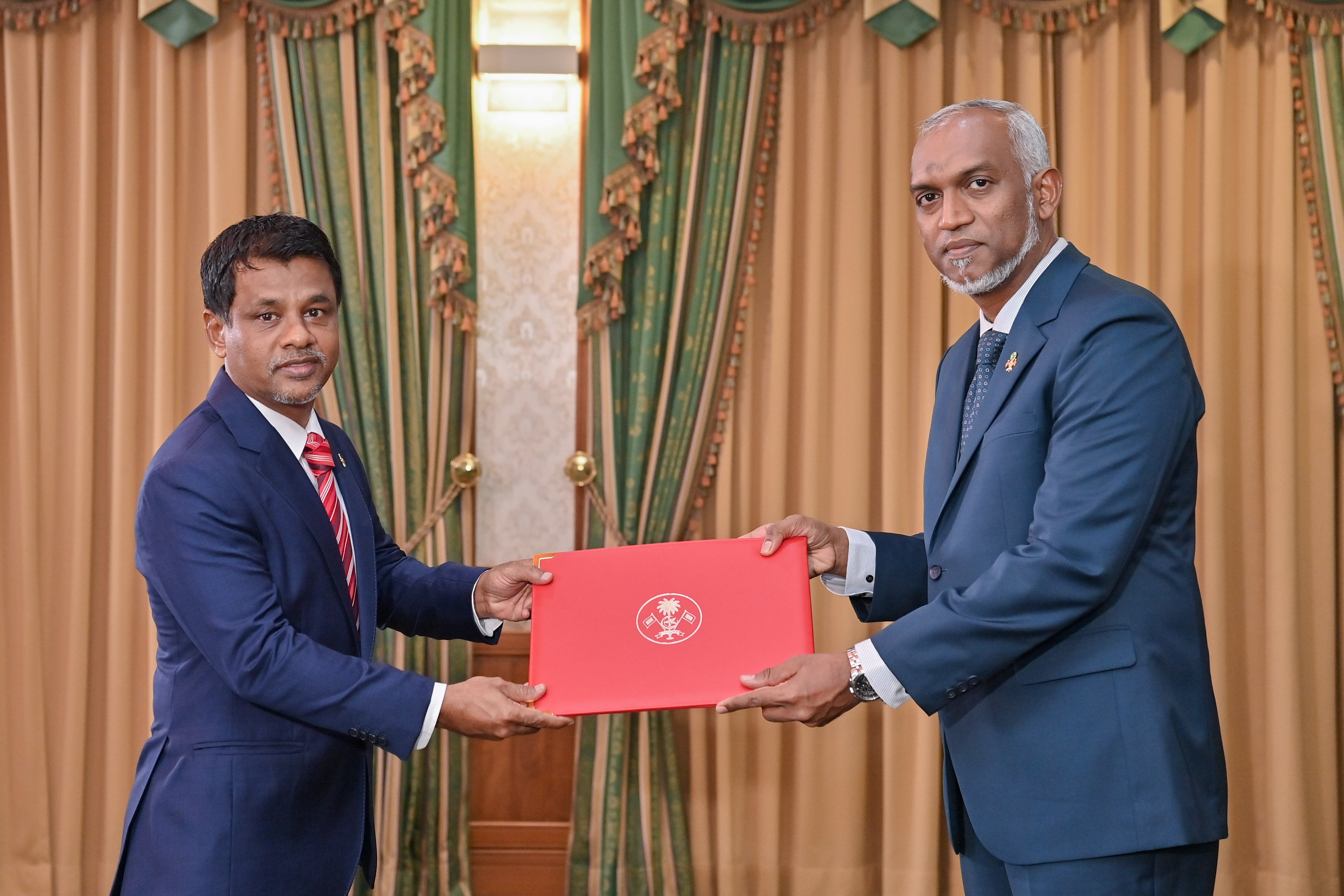 ނާޒިމަށް މިނިސްޓަރު ފެންވަރުގެ މަޤާމެއް