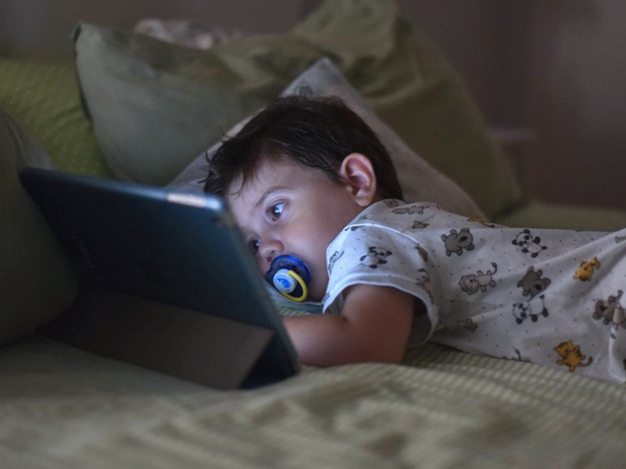 ސްކްރީންތަކުން ތުއްތުކުދީންގެ ހެދިބޮޑުވުމަށް ބޮޑެތި ގެއްލުން!