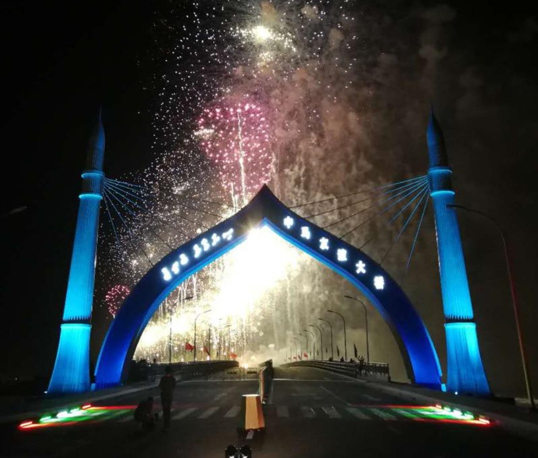 ޓެކްސް ފައިސާއިން ހަވާ އަރުވަންޏާ ޓެކްސް ދައްކައިގެން ނުވާނެ: ޑރ. އިޔާޒު