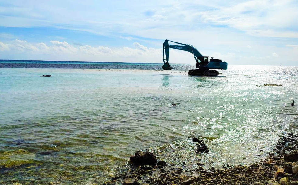 ބުރުނީ ގޮނޑުދޮށް ހިމާޔަތްކުރުމަށް ބޭނުންވާ ވެލި ނަގަން ފަށައިފި