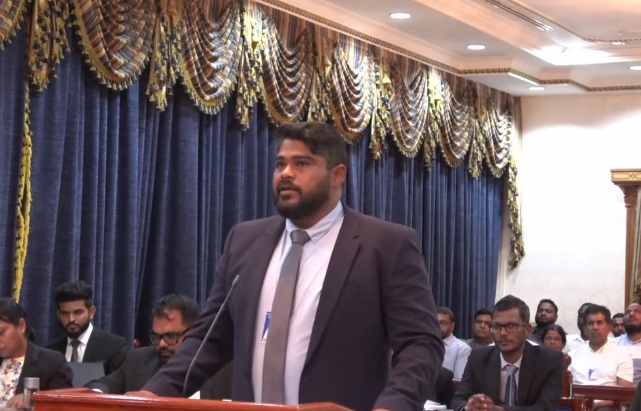 ރައީސް ޔާމީންގެ ކެންޑިޑެސީގެ މައްސަލަ ސުޕްރީމް ކޯޓުގައި ފަށައިފި