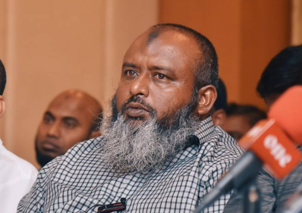 ޕީއެންސީން ވެރިކަން ހޯދަން ހެދިހާ ދޮގު މިދަނީ ފަޅާއަރަމުން: ޑރ. އިޔާޒް