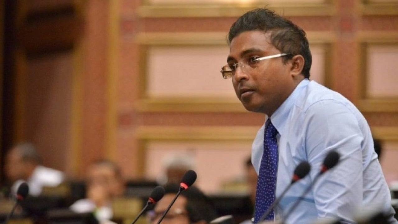 ބޮޗޭ އަސްލަށް ރުޖޫޢަވެ ރައީސް ޔާމީން މިނިވަން ކުރުމުގެ މަސައްކަތަށް