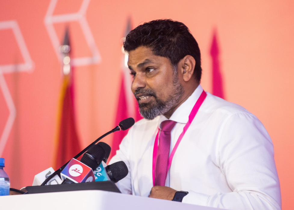 ތޮލާލު ސްޕޯޓްސް ކޮމިޝަނަރުގެ މަޤާމާއި ހަވާލުވީ ޕީޕީއެމުން ވަކިވުމަށްފަހު