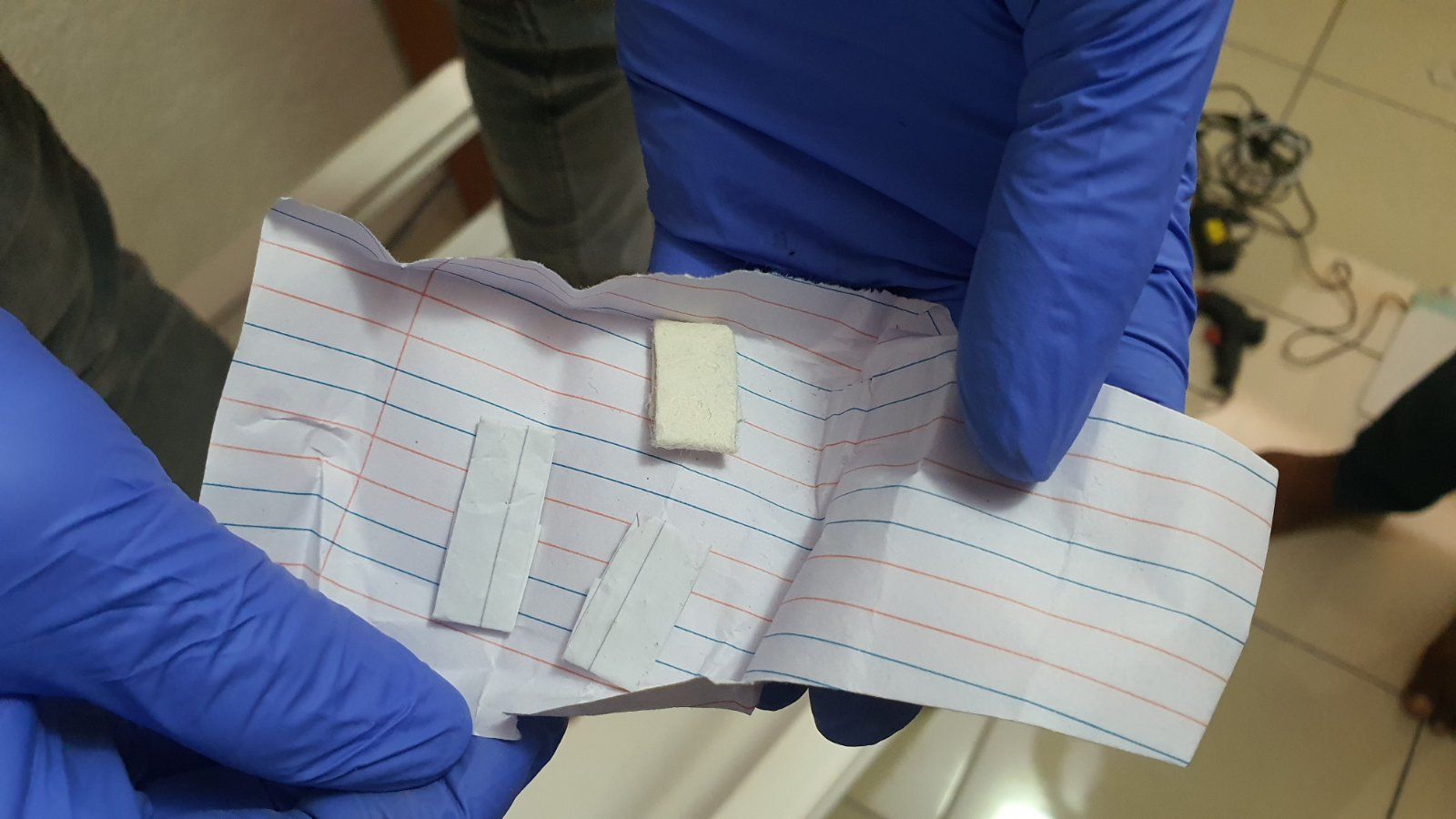 ޕޯސްޓުން މަސްތުވާތަކެތި އެތެރެކުރި މީހަކު ޢުމުރަށް ޖަލަށް