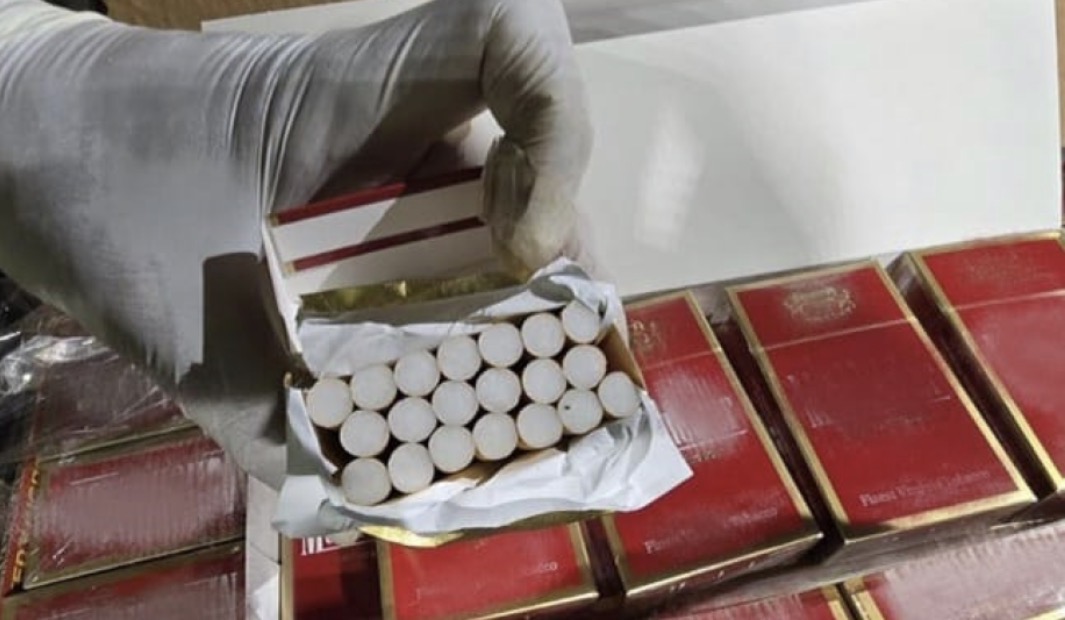 ގަވާއިދާ ހިލާފަށް އެތެރެކުރި 158 ކޭސް ސިނގިރޭޓު އަތުލައިގެންފި