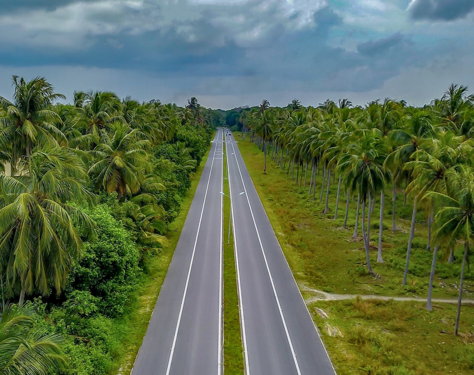 ލ. ގަމުގައި މިދިޔަމަހު ހިނގި އެކްސިޑެންޓްގައި އަނިޔާވި އަންހެނަކު ނިޔާވެއްޖެ