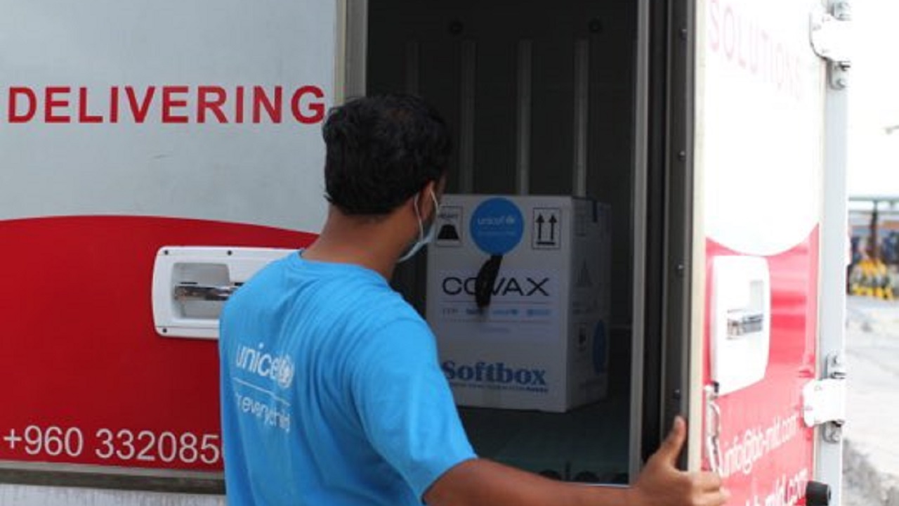 ފައިޒާ ވެކްސިންގެ 5850 ޑޯޒް މިއަދު ރާއްޖެ ގެނެސްފި