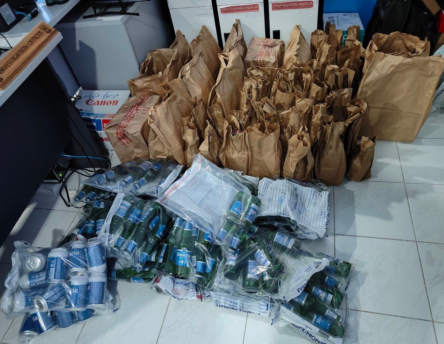 ސަފާރީއެއްގައި ބަނގުރާ ވިއްކި މީހަކާ މަސްތުވާ ތަކެތި ގެންގުޅު މީހަކު ހައްޔަރަށް