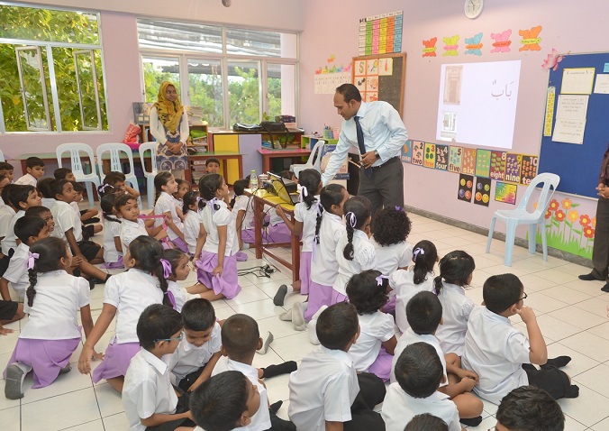 ޖަމީލުގެ ހޫނު ރައްދެއް ޝަމީމަށް؛ ވާހަކަ ގިނަ ނުކުރައްވާ!