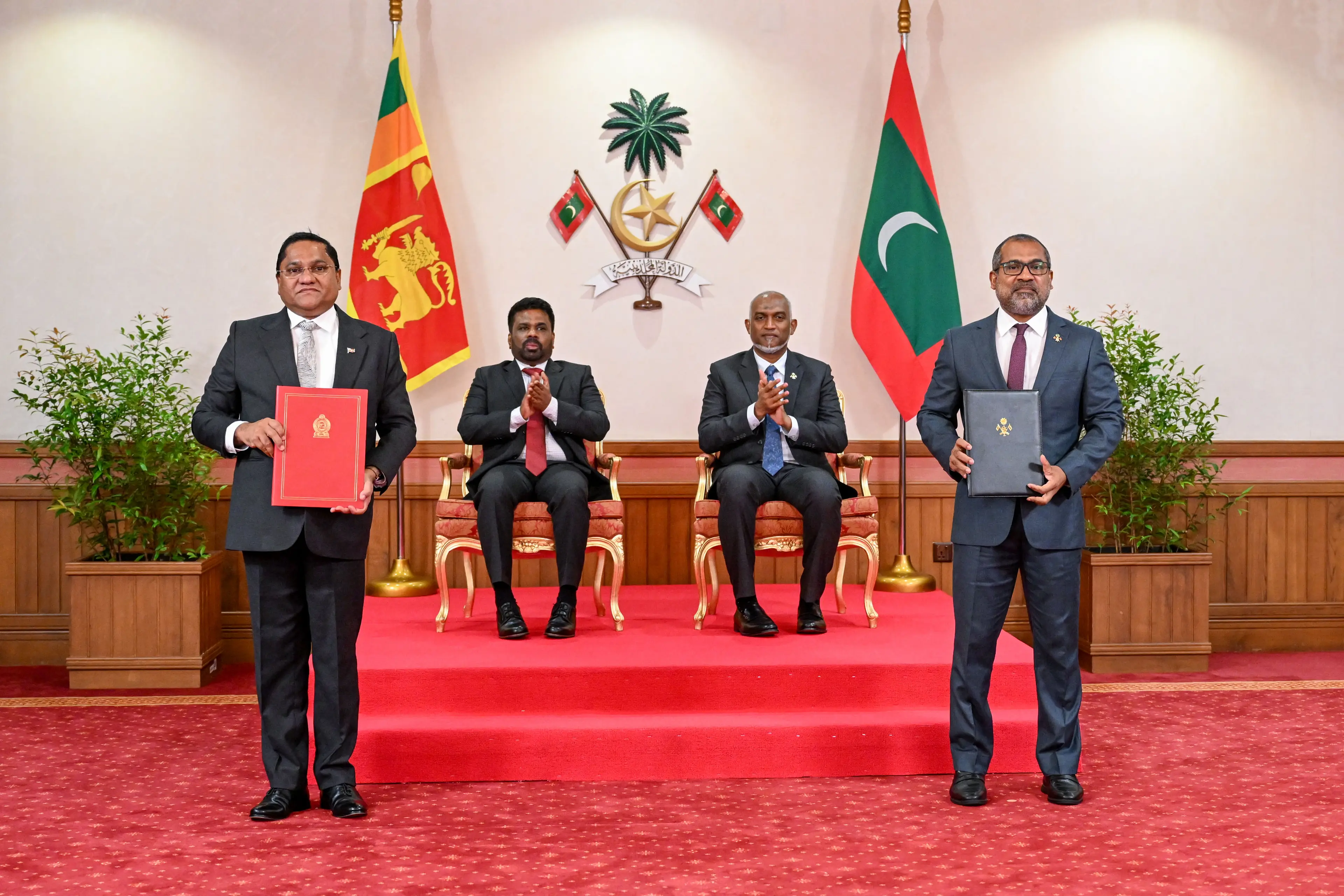 ލަންކާގައި ދިރިއުޅޭ ދިވެހިންނަށް މެޑިކަލް އަދި ސްޕައުސް ވިސާ އެއް އަހަރު ދުވަހަށް ޖަހައިދެނީ