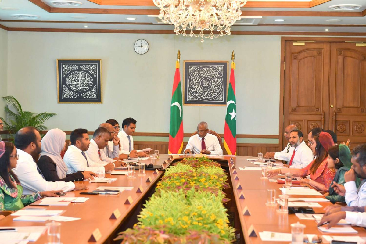 ސަރުކާރުގެ އިންޖީނުގަނޑު ހަލުއިކޮށް ވުޒާރާތައް ބަލަހައްޓާން ރައީސް އޮފީހަށް ބާރުގަދަ ވަޒީރެއް