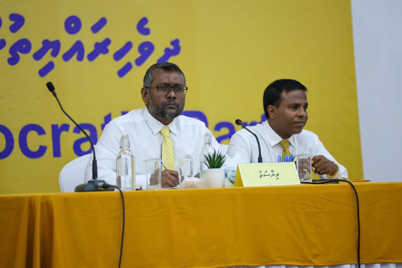 އަނިޔާވެރިކަން ހުއްޓުވިފައި އޮތީ މަޖިލީހުގެ މެޖޯރިޓީ ސަރުކާރަށް ނެތުމުން: ފައްޔާޒު