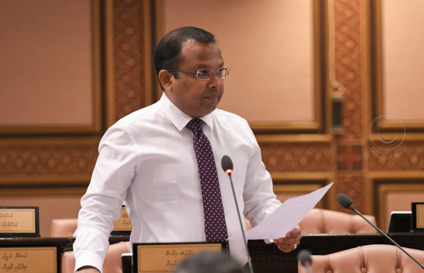 ޔާމީނަށް ދެވަނަ ދައުރެއް ދީފިނަމަ އަނިޔާވެރިކަން އިތުރުވާނެ: ރިޔާޒް