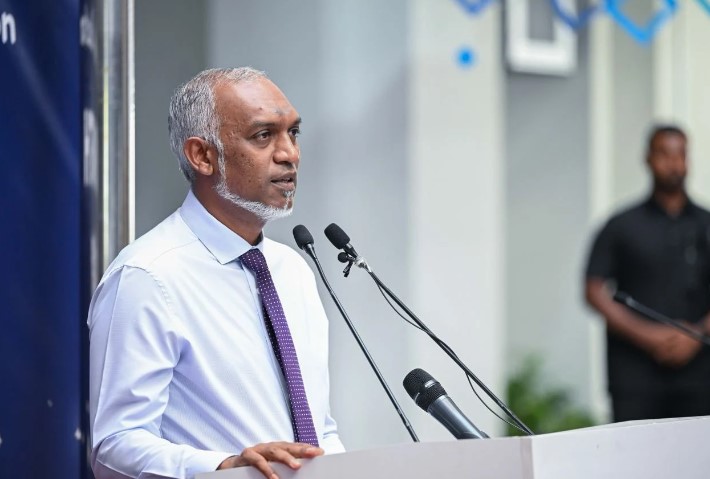 ކުއްލި ގޮތަކަށް މިއަދު ނިޔާވި ހުރަވީ ސްކޫލުގެ ދަރިވަރުގެ އާއިލާއަށް ރައީސްގެ ތައުޒިޔާ