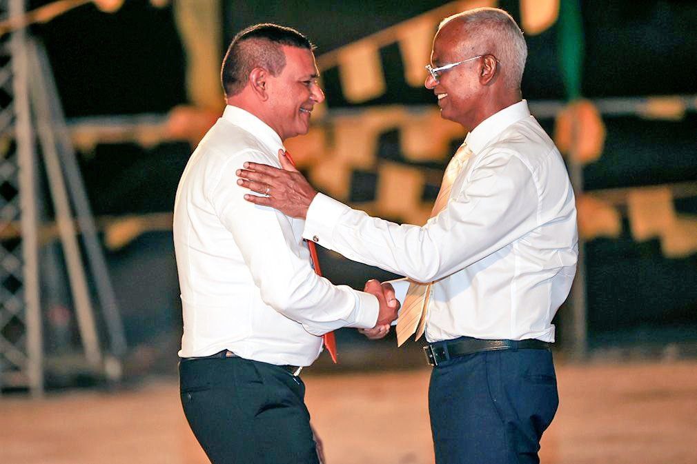 ރައީސް ސާލިހު ދޫކޮށް އެމްޑީއޭ މުއިއްޒު ފަޅިއަށް