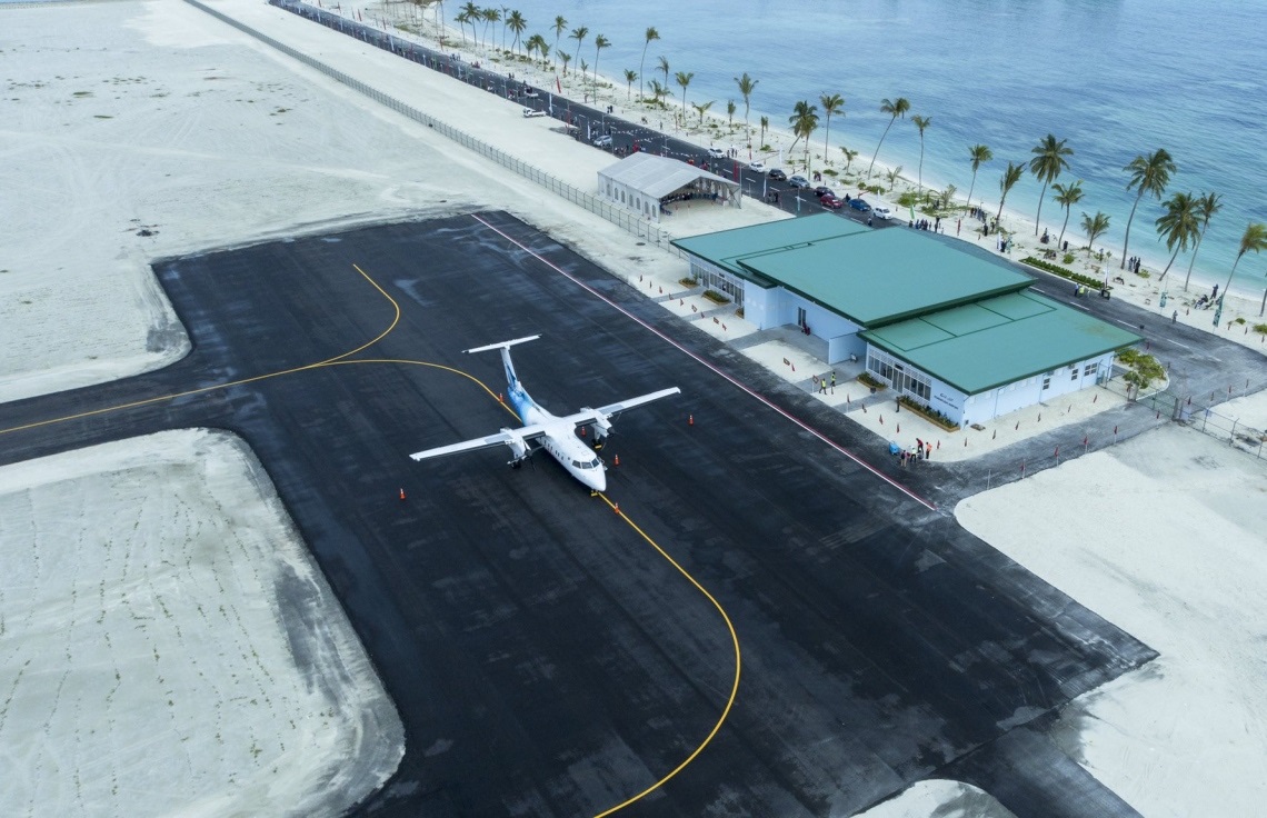 ފަޔަރ ވެހިކަލް ހަލާކުވުމުން ހޯރަފުށި އެއާޕޯޓުގެ ދަތުރުތައް މެދުކަނޑާލައިފި