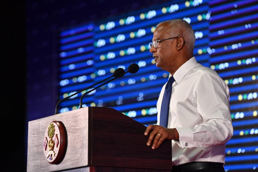 ލާމަރުކަޒީ ނިޒާމަކީ ހަގީގަތެއްނެތް ބިލާހެއް ނޫންކަމުގެ ޔަގީންކަން، އެންމެންނަށްލިބިއްޖެ: ރައީސް