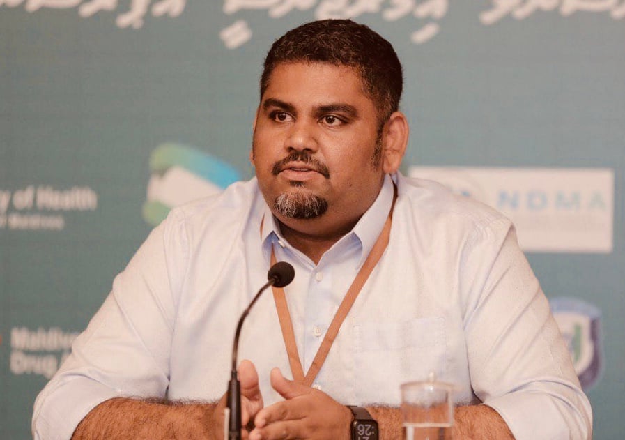 ކޯވިޑް-19: ސަފާރީއެއްގައިތިބި ޝައްކު ކުރެވޭ ދެ މީހުން ޓެސްޓް ކުރަނީ