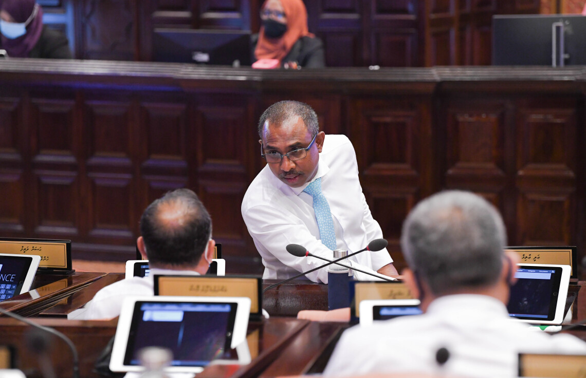 ޑރ. މުޢިއްޒަކީ ރައީސް ޞާލިޙްގެ އެޖެންޓެއް: ޢަލީ އާޒިމް